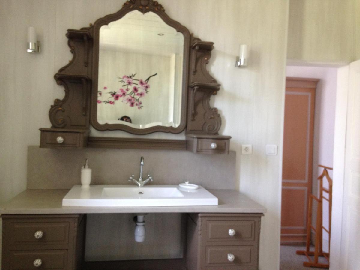 La Morgiane Bed & Breakfast Saint-Germain-les-Vergnes ภายนอก รูปภาพ