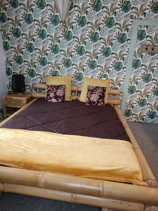 La Morgiane Bed & Breakfast Saint-Germain-les-Vergnes ภายนอก รูปภาพ