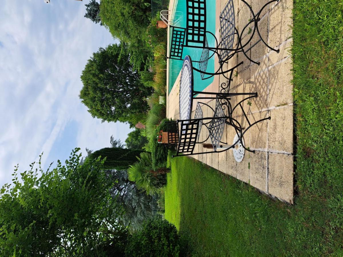 La Morgiane Bed & Breakfast Saint-Germain-les-Vergnes ภายนอก รูปภาพ